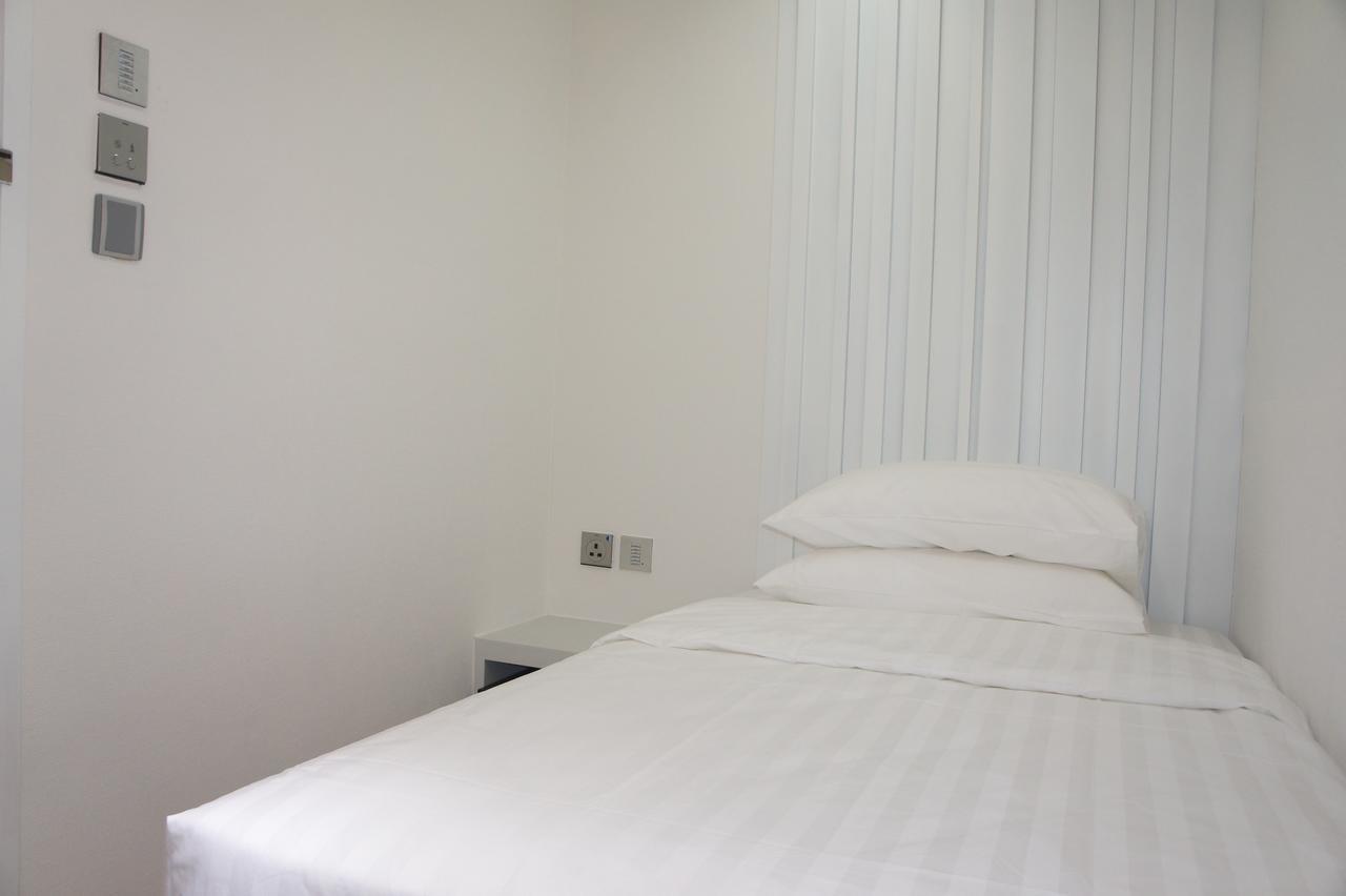 Homy Central Hong Kong Exterior photo