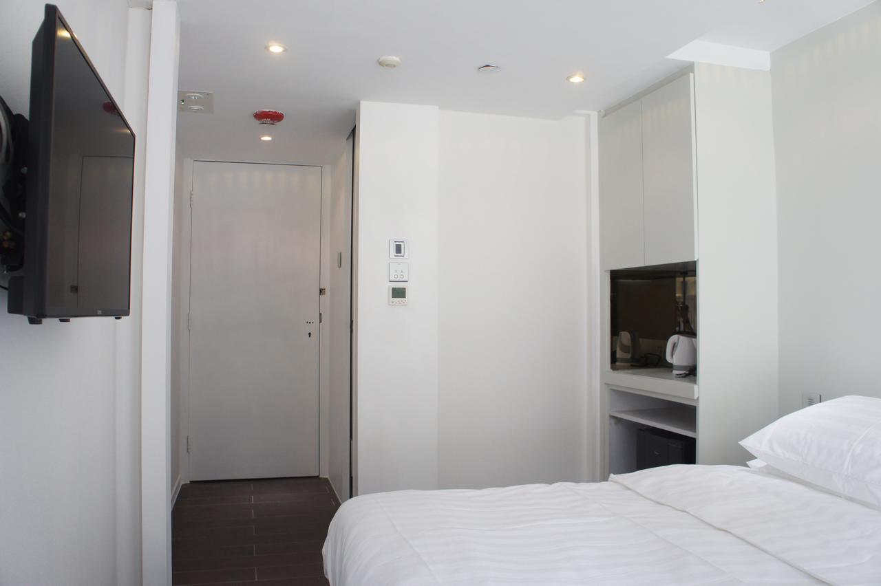 Homy Central Hong Kong Exterior photo